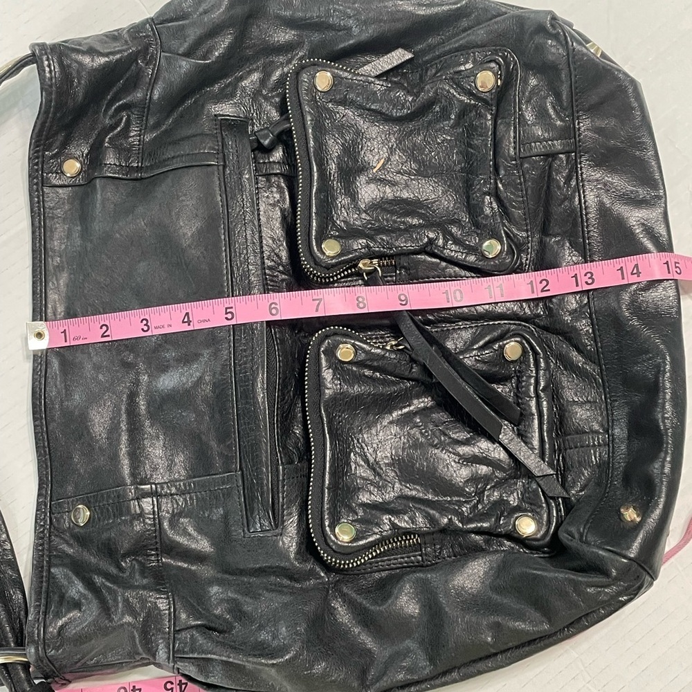 Junior Drake Black Leather Hobo Bag with Slouchy Design - Picture 5 of 16
